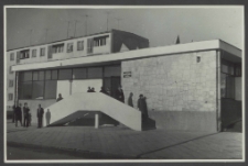 [Miejska Biblioteka Publiczna w Radomiu. Filia nr 6] ; Budynek